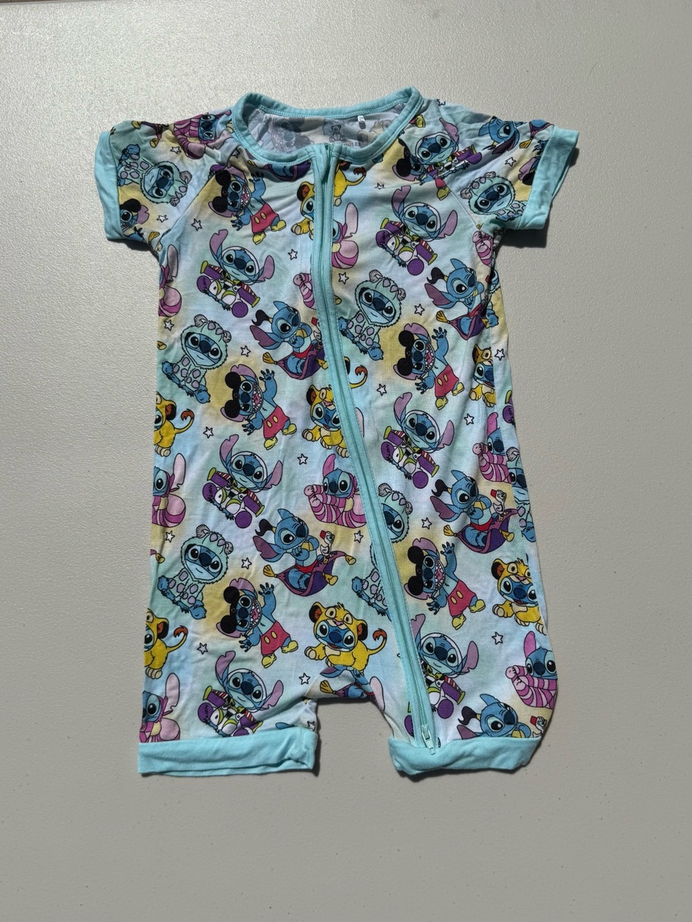 Little Snuggles - Lilo & Stitch Bamboo Shorty Zippy - 4T.